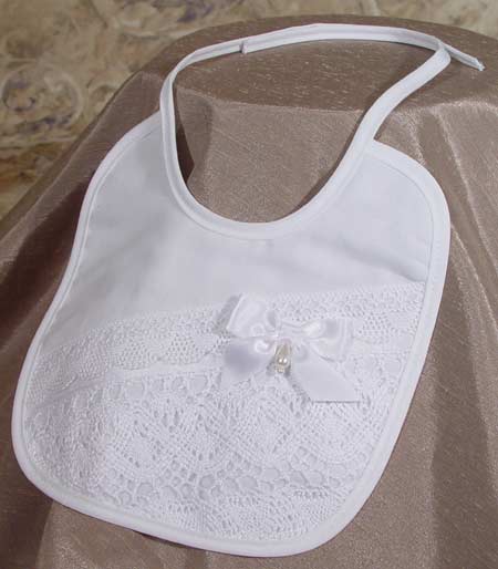 Girl’s Cotton Bib with Cluny Trim